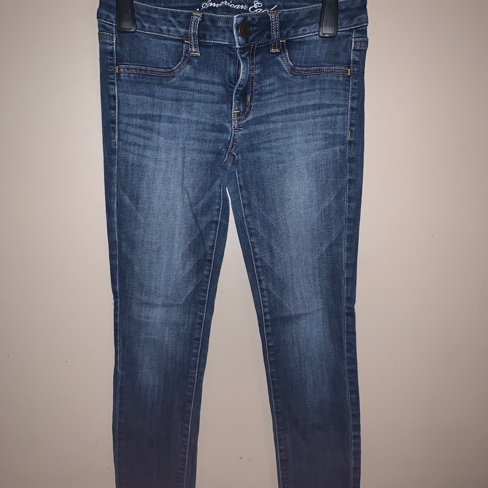 American Eagle women’s jeans